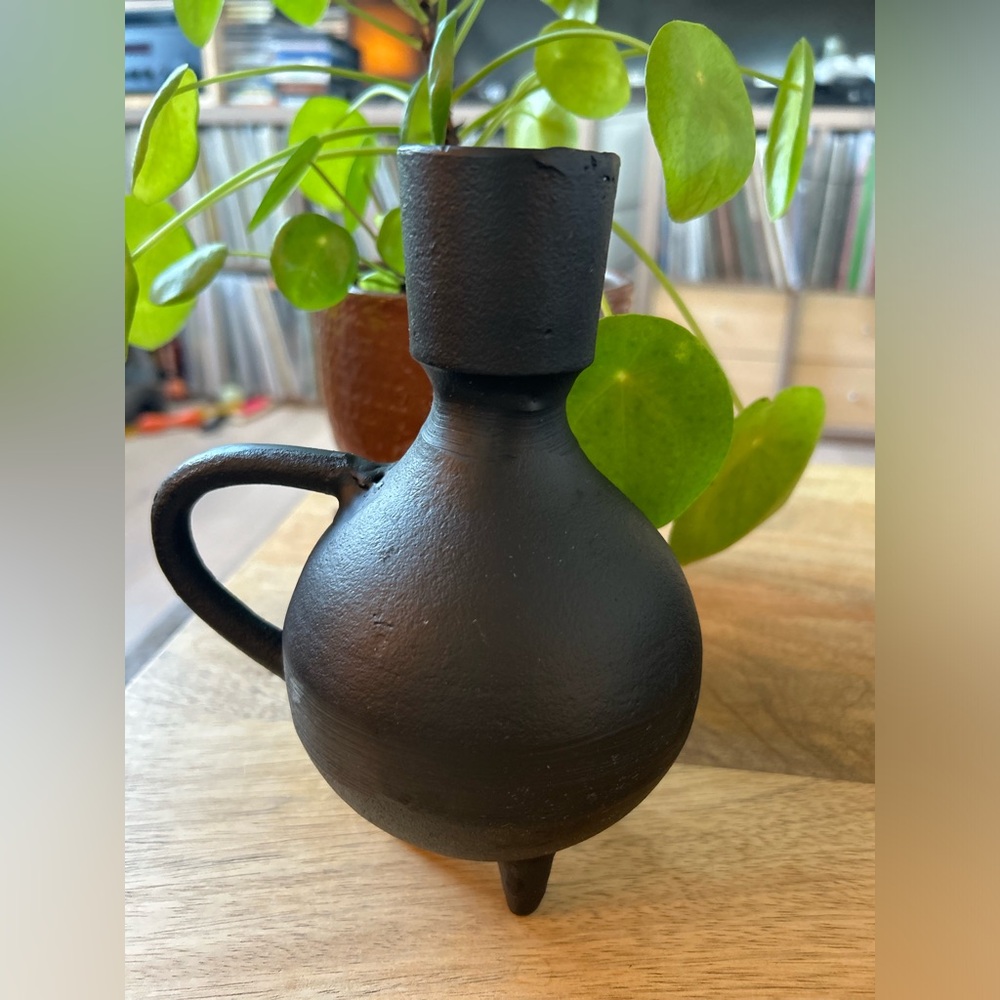 Designer Metal Vase Handcrafted/Orren Ellis Paryavi Kashef Traditional Design